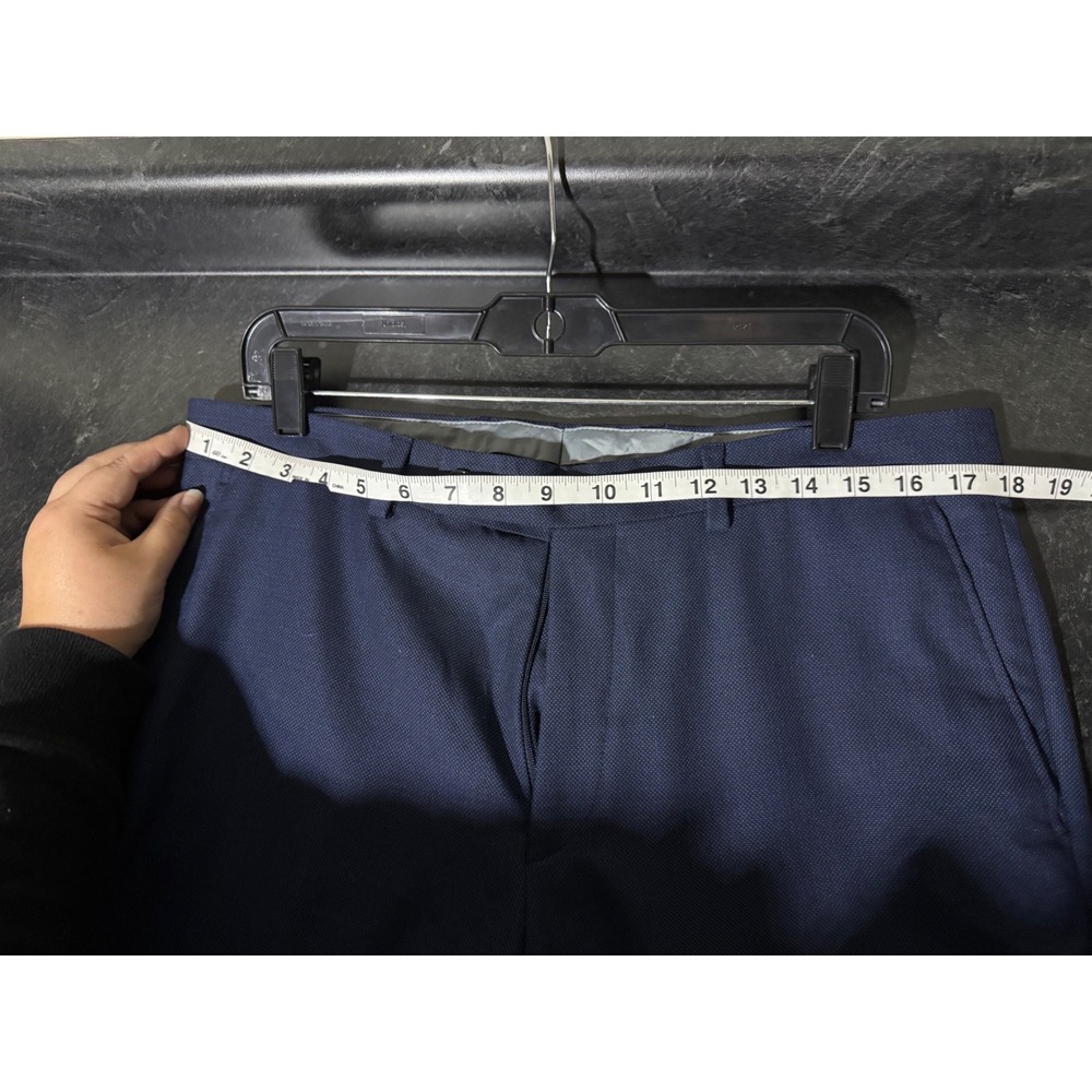 Van Heusen Mens Dress Pants 34x30 Navy Blue Pleated Polyester/Rayon Blend Slacks - Picture 7 of 8